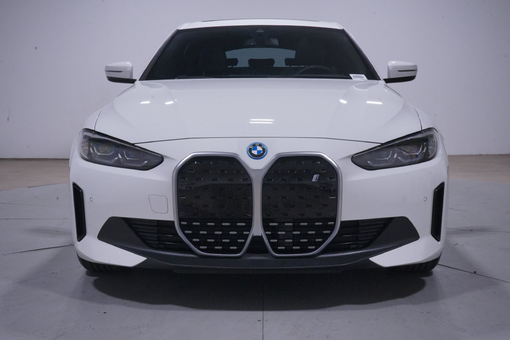 Used 2024 BMW i4 eDrive40 w/ Convenience Package RWD image 4