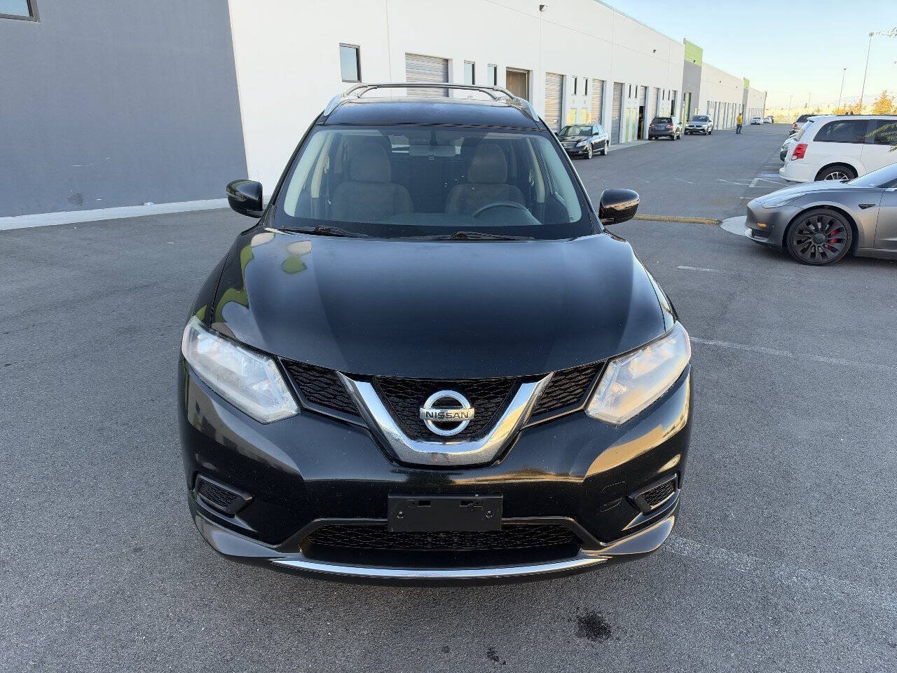 Used 2016 Nissan Rogue S w/ Appearance Package AWD/4WD image 3