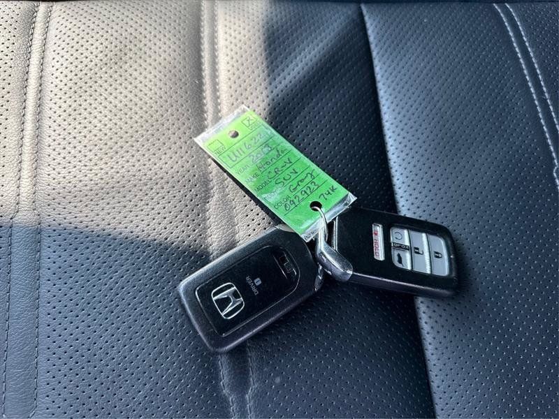 Used 2018 Honda CR-V Touring image 31