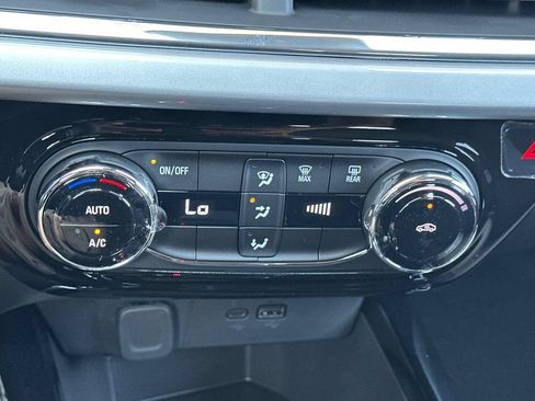 New 2026 Chevrolet Trax LT FWD image 22