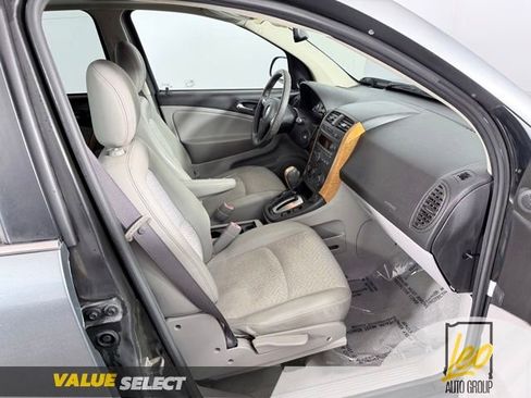 Used 2007 Saturn Vue 2WD V6 w/ Chrome Pkg image 4