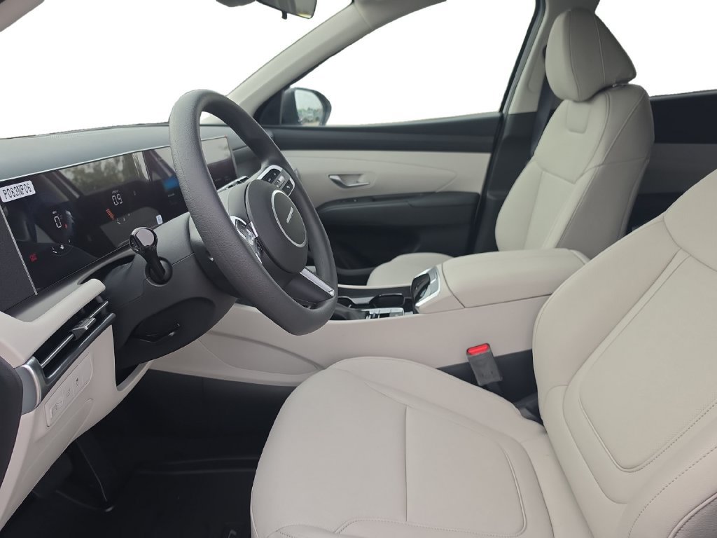 New 2026 Hyundai Tucson SEL Plus FWD image 10