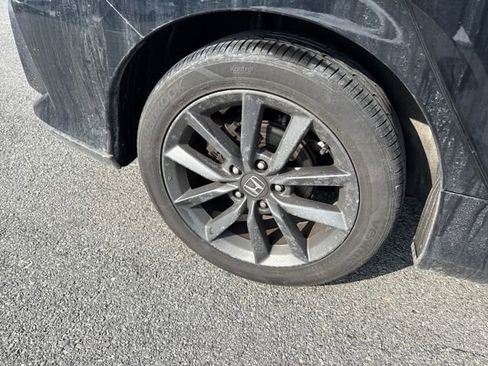 Used 2020 Honda Civic EX image 9