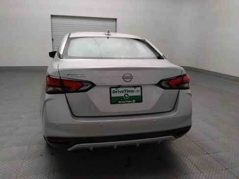 Used 2025 Nissan Versa SV FWD image 6