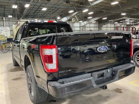 Used 2023 Ford F150 Lariat w/ Equipment Group 502A High image 9