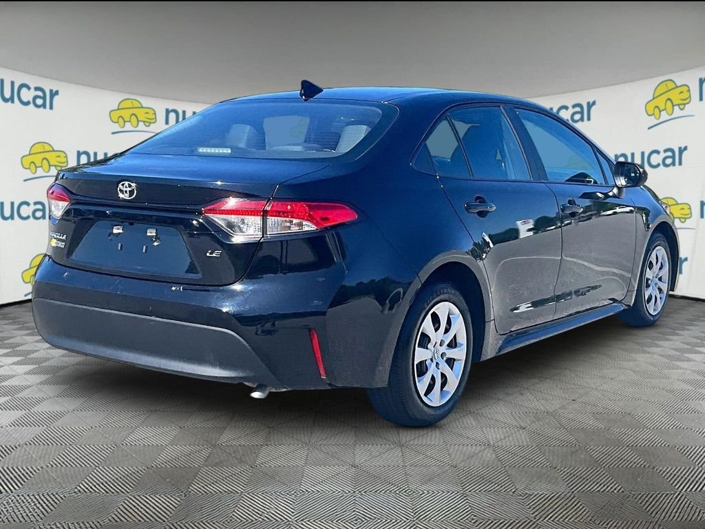 Used 2025 Toyota Corolla LE FWD image 6