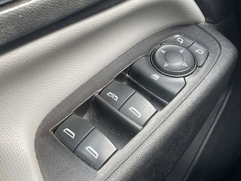 Certified 2020 Chevrolet Equinox LS w/ LS Convenience Package image 27