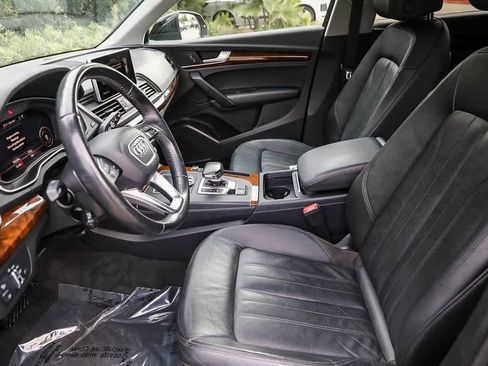 Used 2018 Audi Q5 2.0T Premium Plus w/ Premium Plus Package image 16