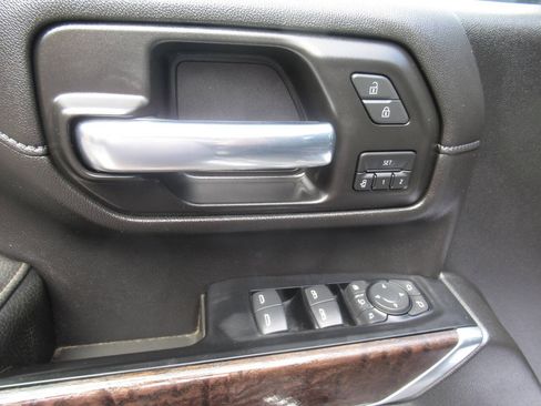 Used 2020 GMC Sierra 2500 Denali AWD/4WD image 23