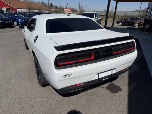 Used 2018 Dodge Challenger SXT w/ Blacktop Package image 10