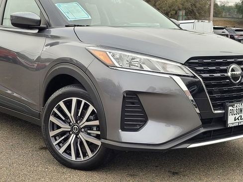 Used 2021 Nissan Kicks SV image 6