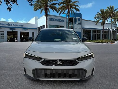 Used 2025 Honda Civic Sport Touring image 3