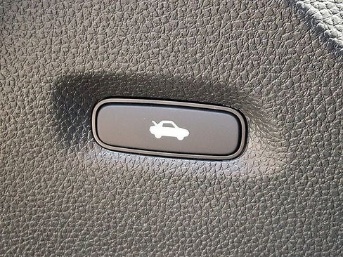 Used 2023 Honda Civic Sport image 29