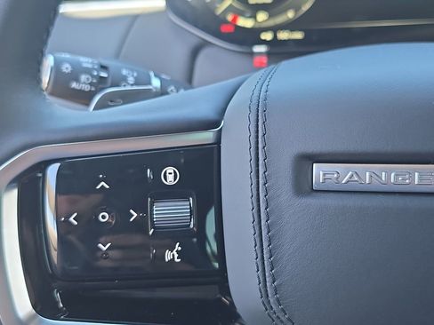 New 2026 Land Rover Range Rover Sport SE AWD/4WD image 18