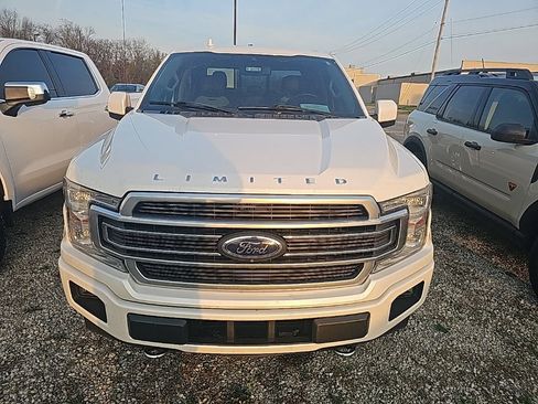 Used 2019 Ford F150 Limited w/ Trailer Tow Package image 2
