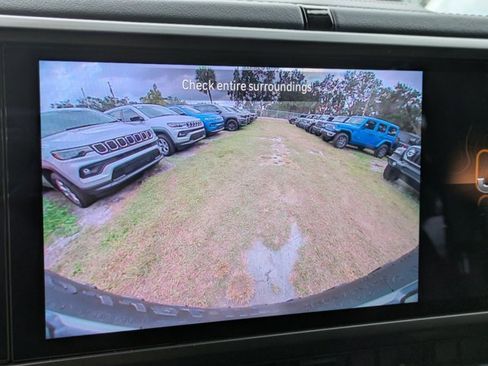 New 2026 Jeep Wrangler Unlimited Rubicon w/ Safety Group image 19