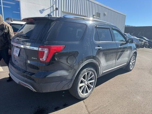 Used 2016 Ford Explorer Limited image 3
