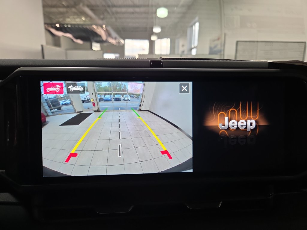 New 2027 Jeep Wrangler Unlimited Sahara AWD/4WD image 24