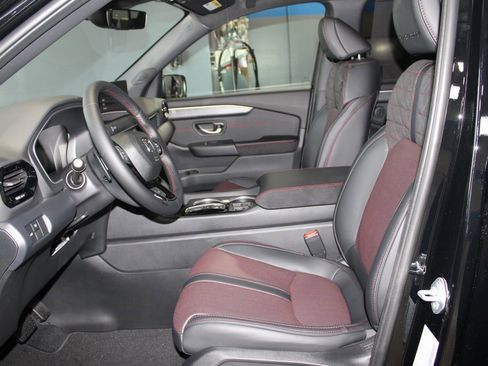 New 2026 Honda Pilot Black Edition image 22