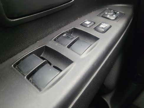 Used 2015 Mitsubishi Outlander Sport ES AWD/4WD image 27