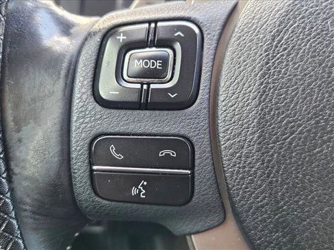 Used 2018 Lexus IS 300 AWD w/ Comfort Package image 11