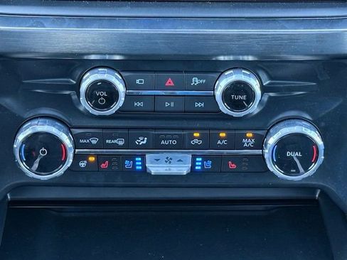 New 2025 Ford F350 Lariat w/ Lariat Ultimate Package image 28