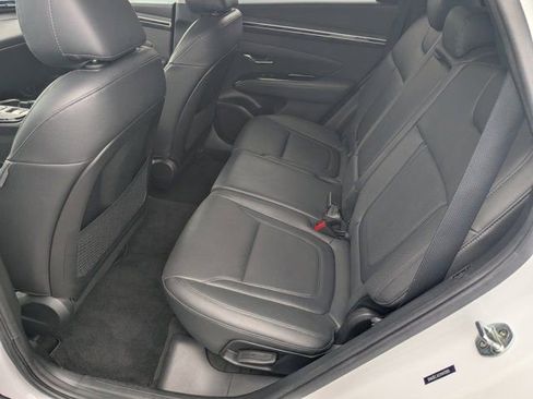 Used 2022 Hyundai Tucson Limited image 17