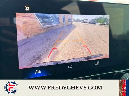 Used 2023 Chevrolet Colorado Z71 w/ Z71 Convenience Package 2 image 14