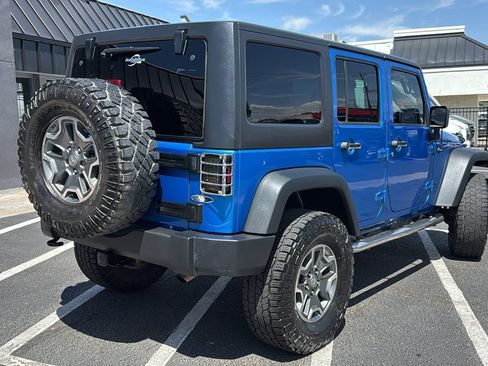 Used 2015 Jeep Wrangler Unlimited Rubicon AWD/4WD image 3