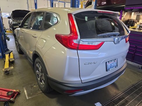 Used 2018 Honda CR-V EX image 4