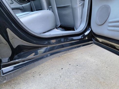 Used 2003 Pontiac Bonneville SSEi FWD image 31