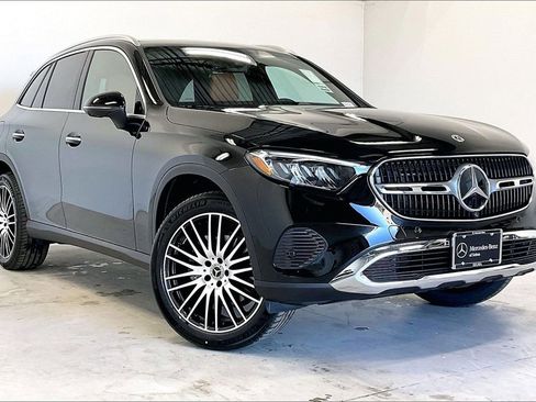 New 2026 Mercedes-Benz GLC 300 image 1