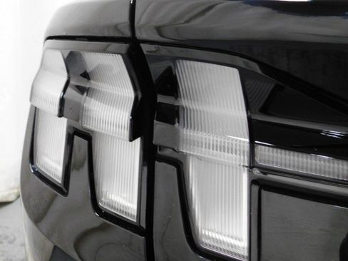 Used 2023 Ford Mustang Mach-E Select image 7