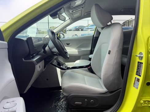 Used 2024 Hyundai Kona SEL FWD image 10