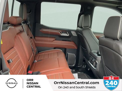 Used 2024 GMC Sierra 1500 Denali Ultimate AWD/4WD image 12