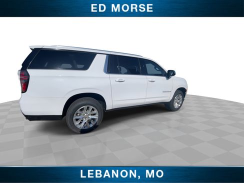 Used 2023 Chevrolet Suburban Premier image 9