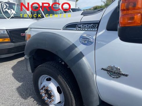 Used 2016 Ford F550 4x4 Crew Cab Super Duty image 5