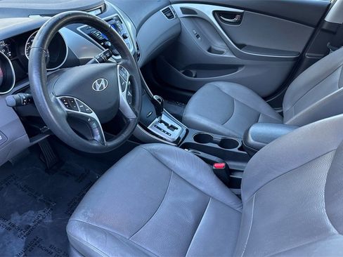 Used 2013 Hyundai Elantra Limited image 10
