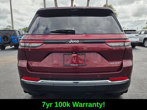 Certified 2022 Jeep Grand Cherokee Limited w/ Luxury Tech Group II image 6