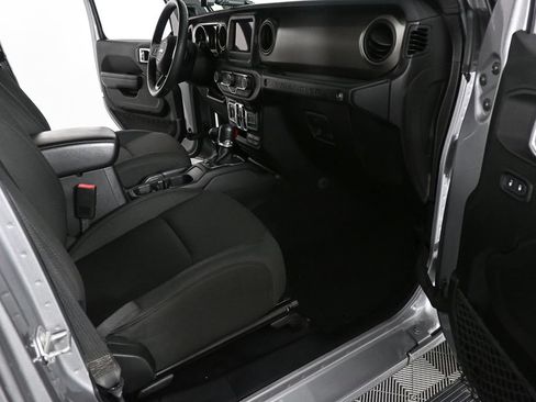 Used 2018 Jeep Wrangler Unlimited Sport S AWD/4WD image 21