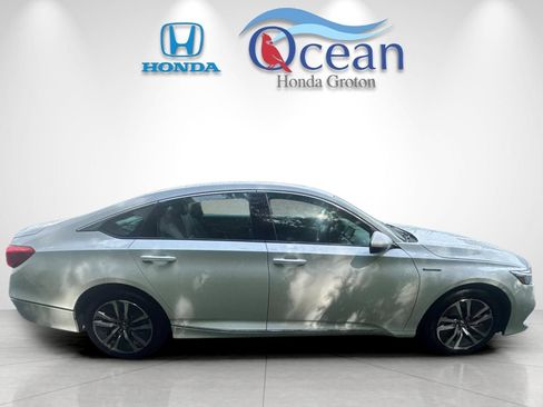 Used 2022 Honda Accord EX-L image 2