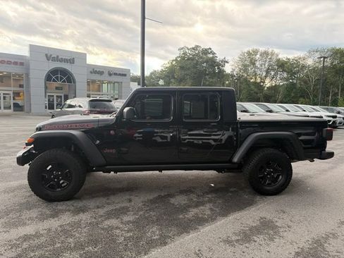 Used 2023 Jeep Gladiator Mojave w/ LED Lighting Group AWD/4WD image 3