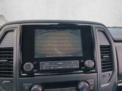 Used 2023 Nissan Titan SV w/ SV Convenience Package image 13