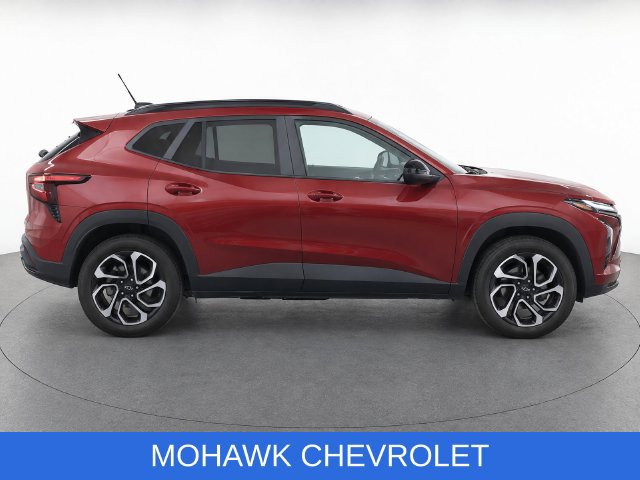 Certified 2024 Chevrolet Trax RS FWD image 10