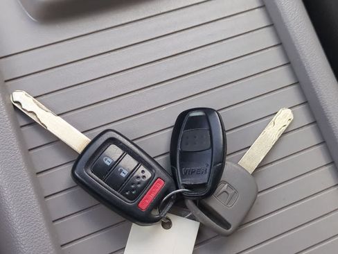 Used 2014 Honda CR-V LX image 32