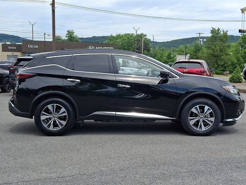 Used 2023 Nissan Murano SV AWD/4WD image 9