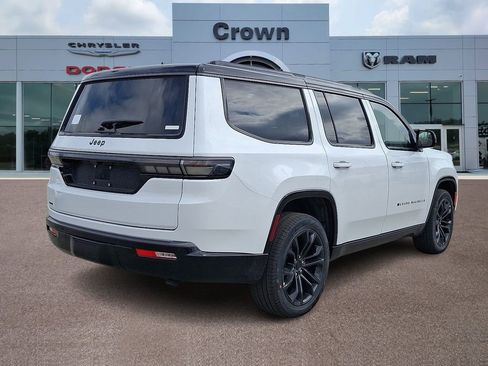 New 2026 Jeep Grand Wagoneer Summit w/ Premium Group III AWD/4WD image 4