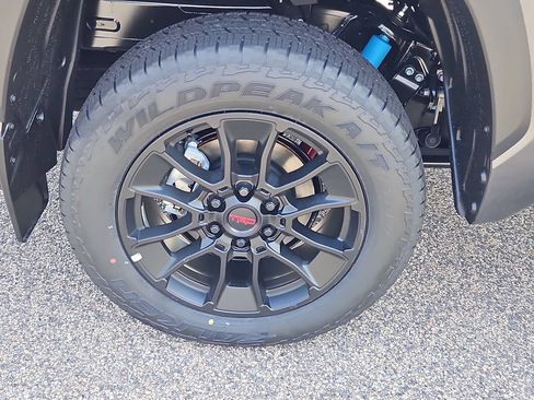 New 2026 Toyota Tundra Limited AWD/4WD image 19