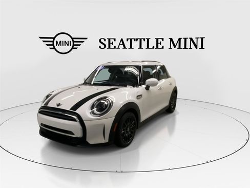 Certified 2023 MINI Cooper 4-Door Hardtop FWD image 5