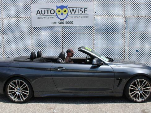 Used 2017 BMW 430i Convertible w/ Technology Package RWD image 2